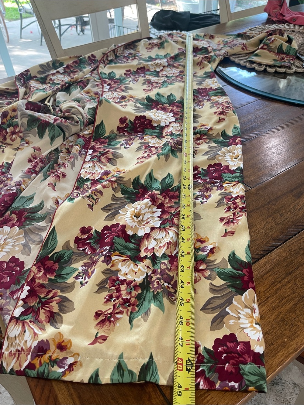 Vintage Victoria Secret Floral Satin long Robe Beige Burgundy size XS/S - Picture 10 of 10